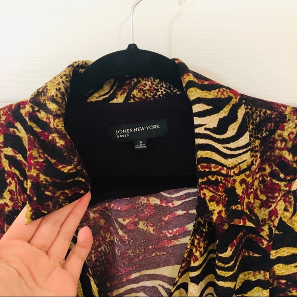 Jones New York Patterned Wrap Dress - Picture 3 of 4